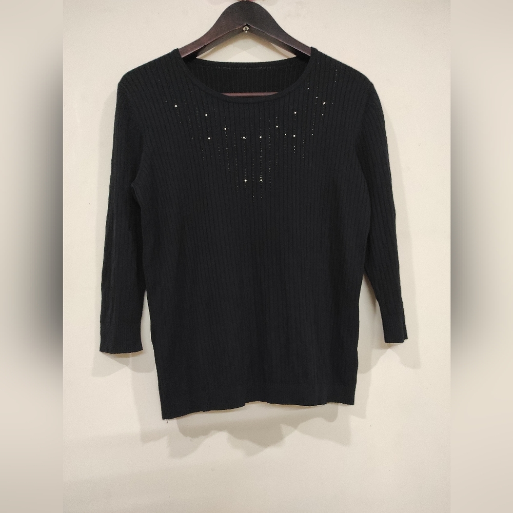 Black 3/4 Sleeve Top - Picture 7 of 15